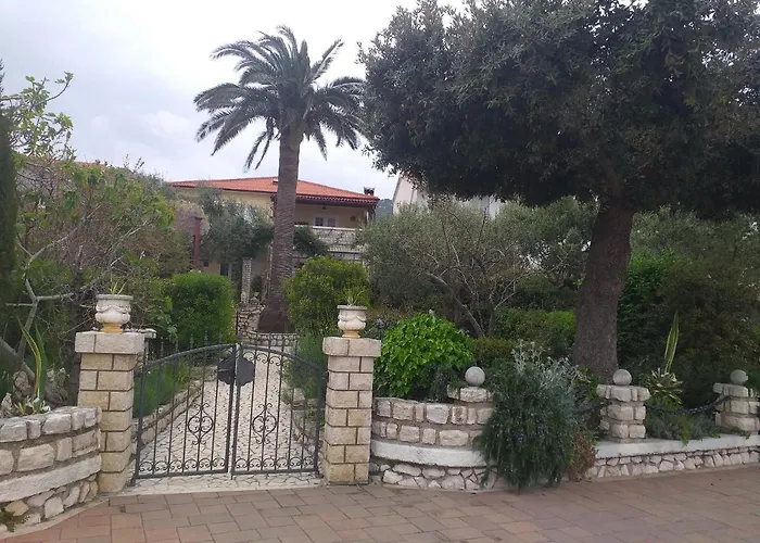 Picolo Paradiso Miljenko Debelic