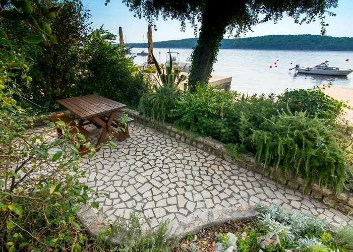 Picolo Paradiso Miljenko Debelic * Barbat na Rabu