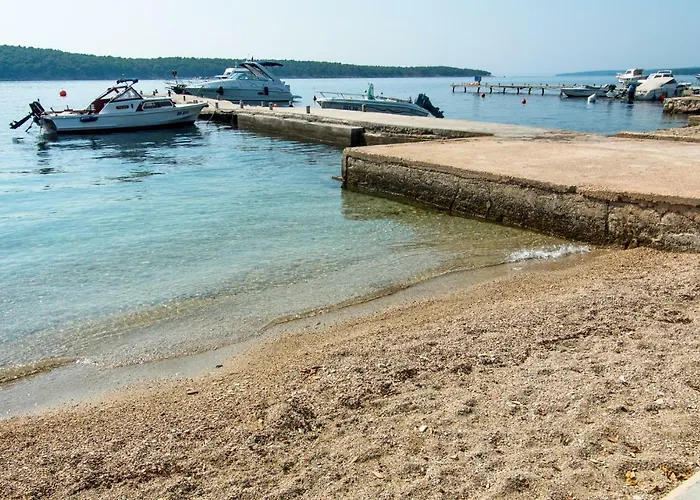 Picolo Paradiso Miljenko Debelic アパート *