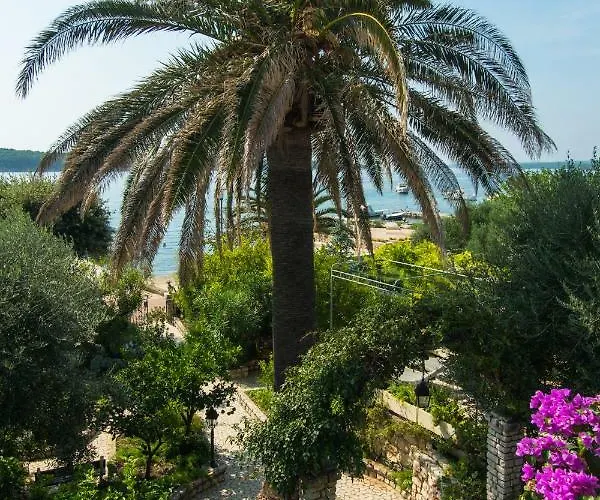 Picolo Paradiso Miljenko Debelic *